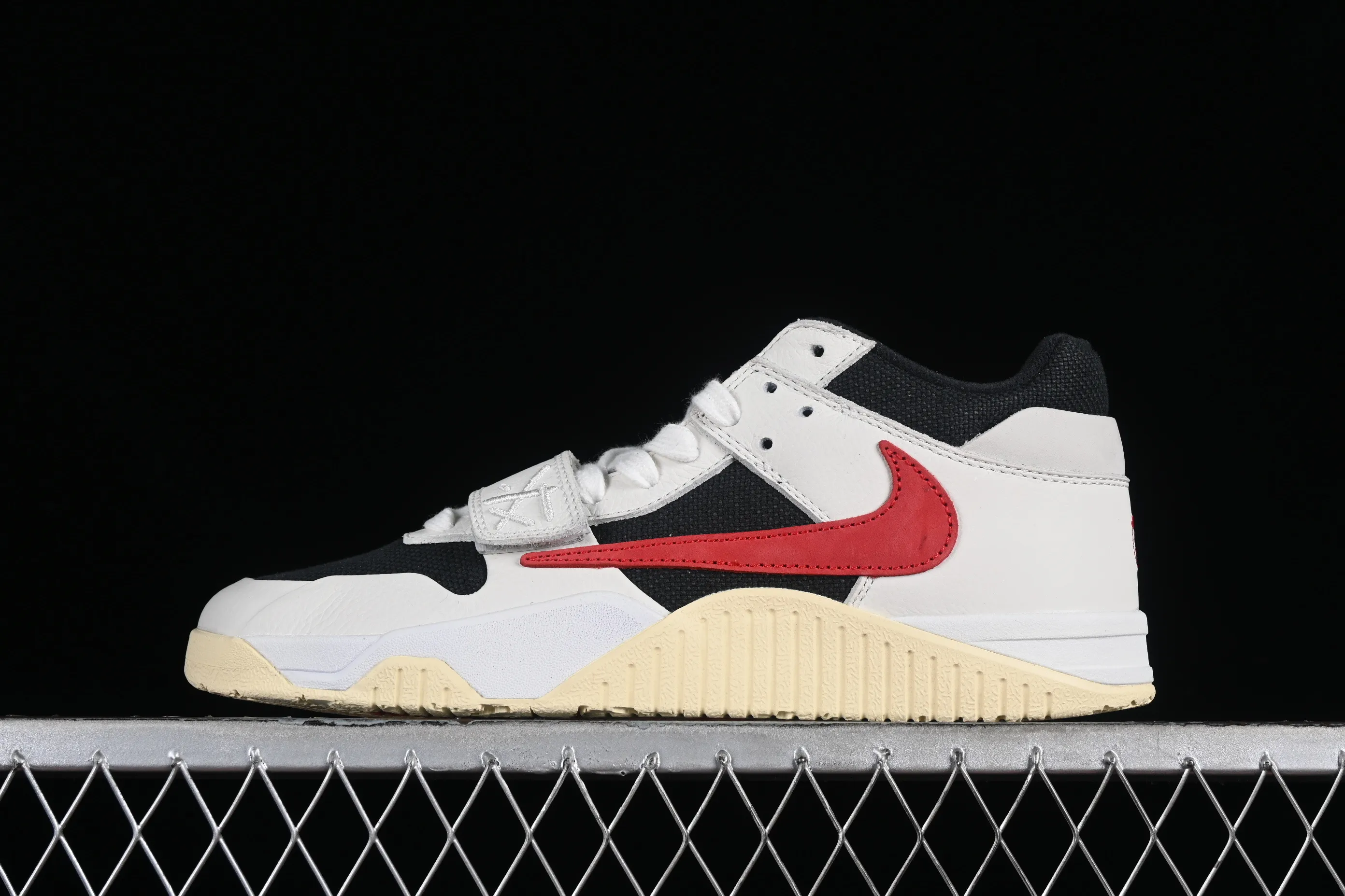 All categories Air Jordan Jordan series basketball shoes Air Jordan 1 Low M version pure original Travis Scott x Jordan Jumpman Jack TR "University Red" AJ1 Joe 1 hook and loop fashion basketball shoes FZ8117-101